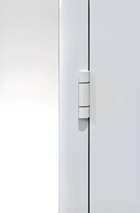 Puerta panel liso, color blanco (detalle)