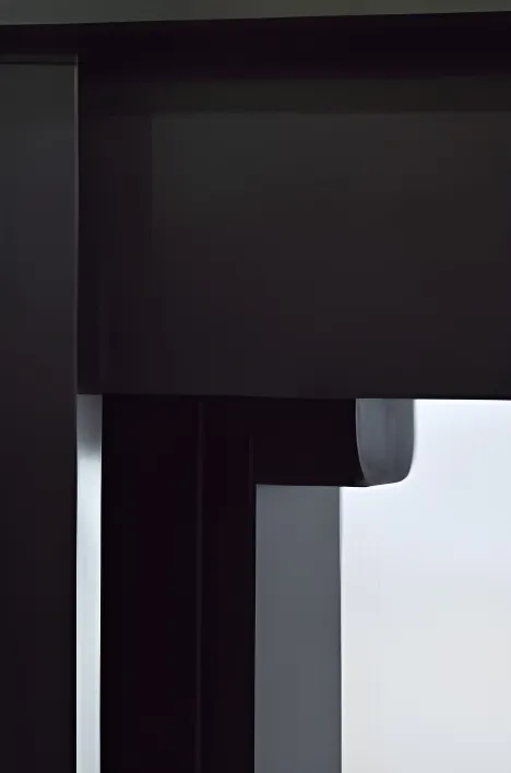 Ventana corrediza 2 hojas, color negro mate (detalle)