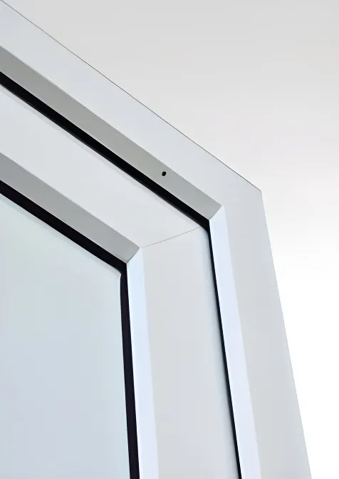 Puerta con paño fijo lateral y DVH, color blanco (detalle)