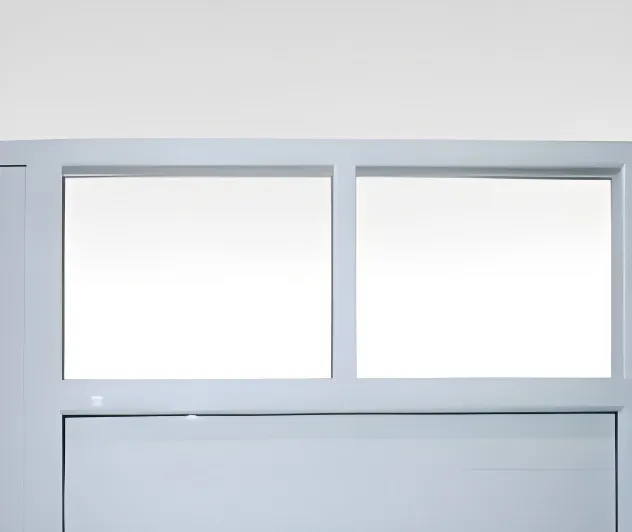 Portón levadizo con puerta de escape, color blanco (detalle)